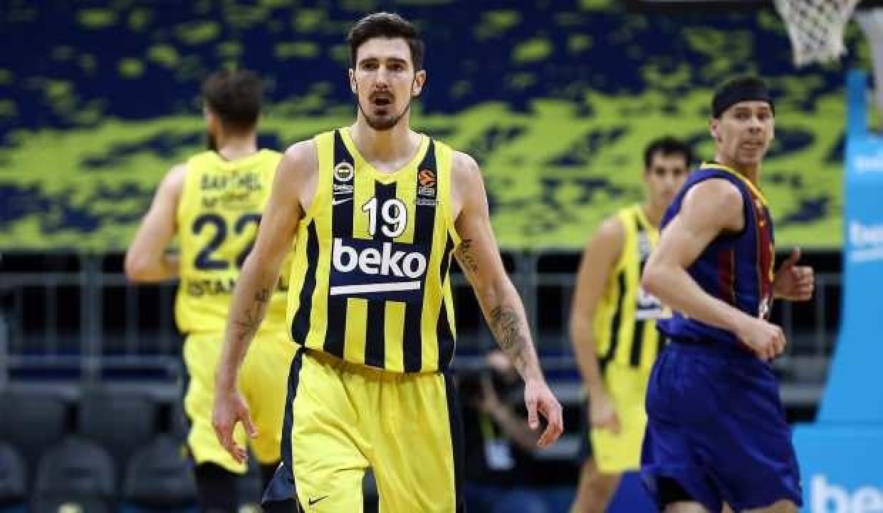 Fenerbahçe'ye Nando de Colo'dan kötü haber!
