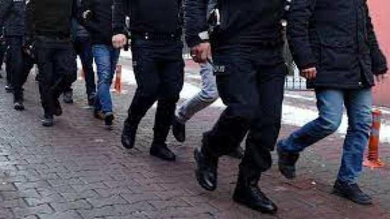 FETÖ'nün gaybubet evlerine operasyon: 21 firari şüpheli yakalandı