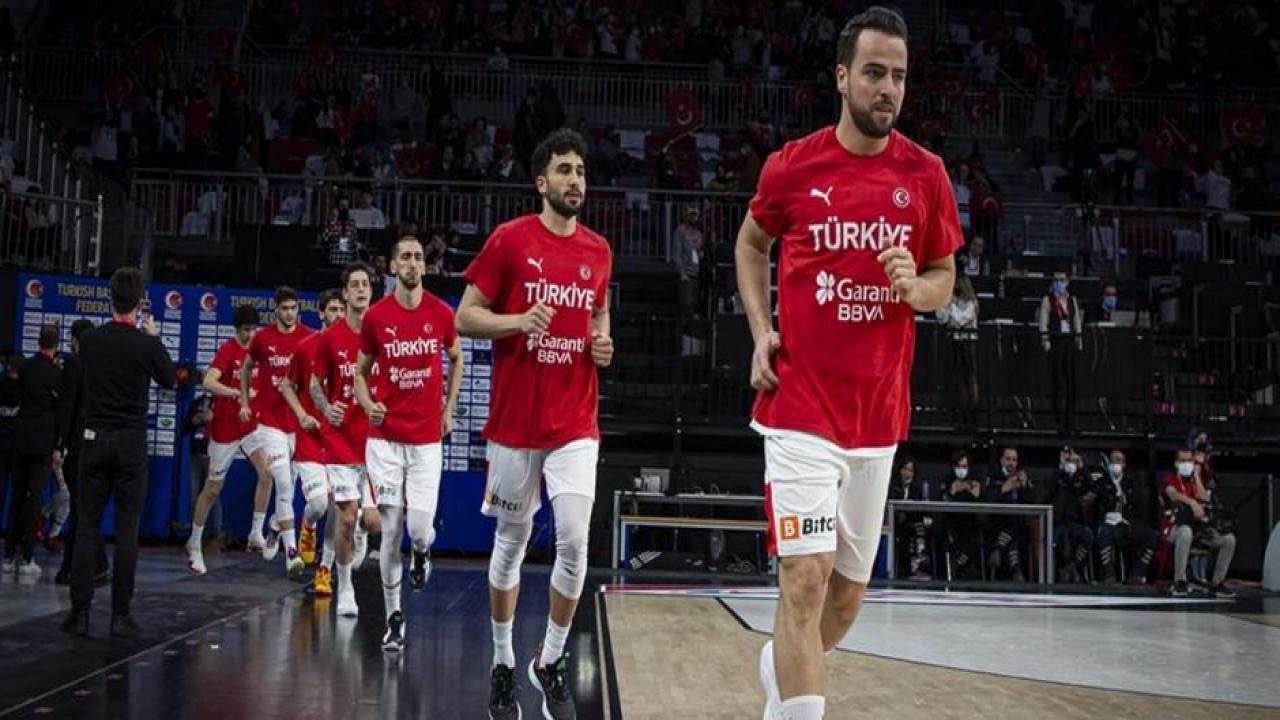FIBA açıkladı! 12 Dev Adam turladı...