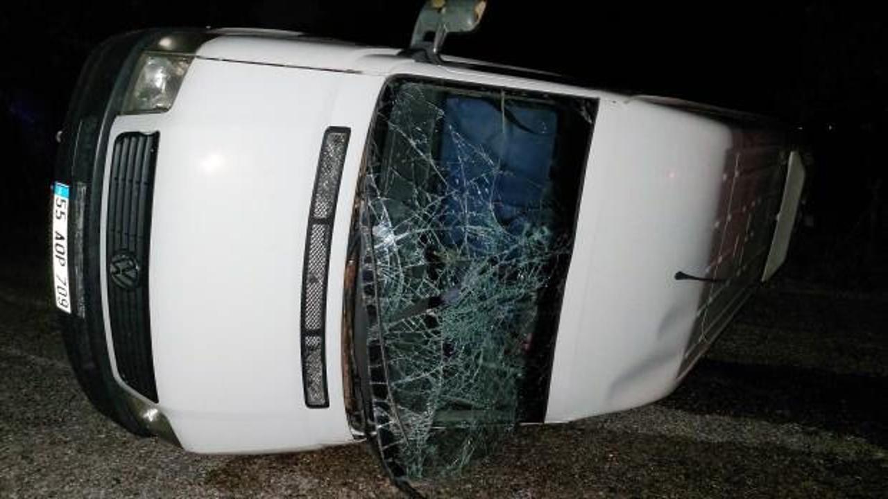Fındık işçilerini taşıyan minibüs devrildi: 18 yaralı