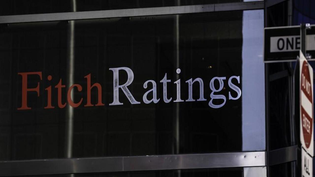 Fitch, Türkiye için orta vadeli büyüme tahminini yükseltti