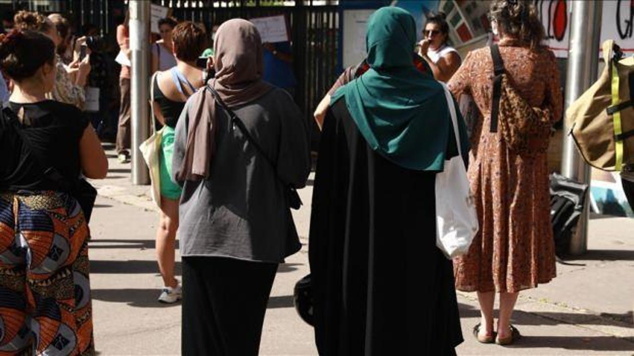 Fransa'da üç sendika harekete geçti Abaya yasağı engellenecek mi?