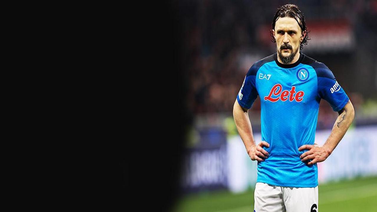 Galatasaray için flaş iddia: 33'lük sol bekin peşinde