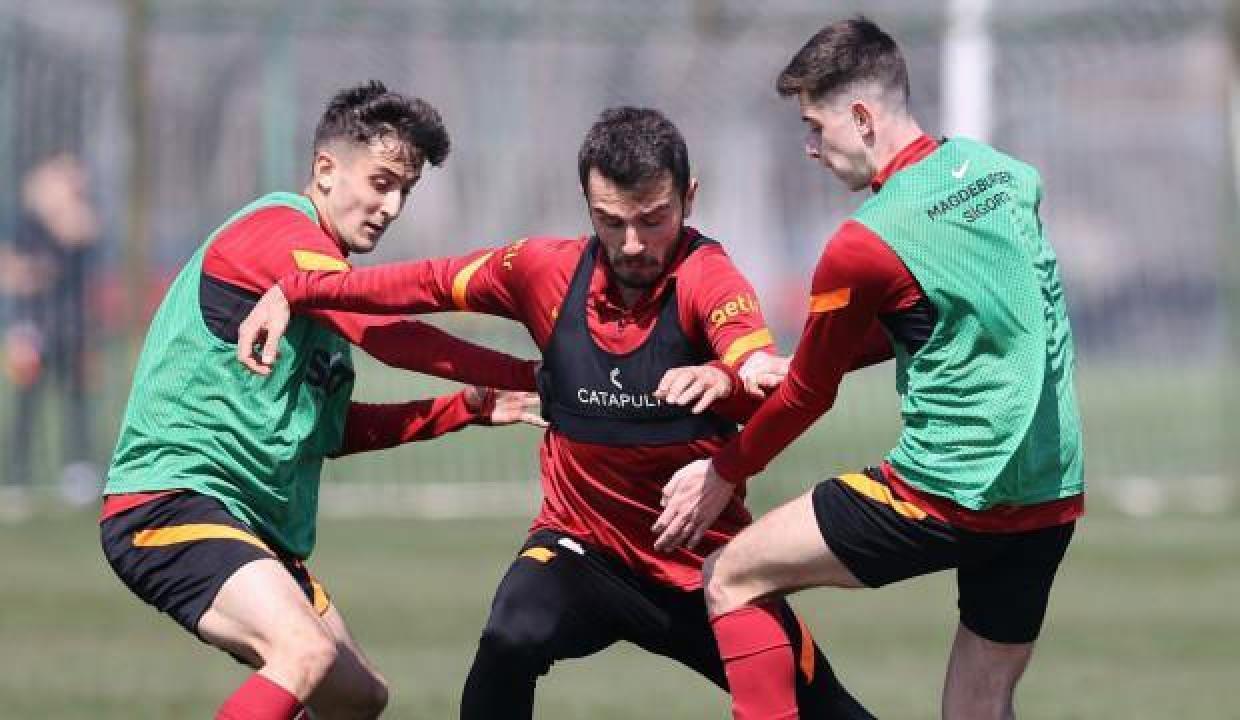 Galatasaray, U17 Takımı'nı 3-1 yendi!