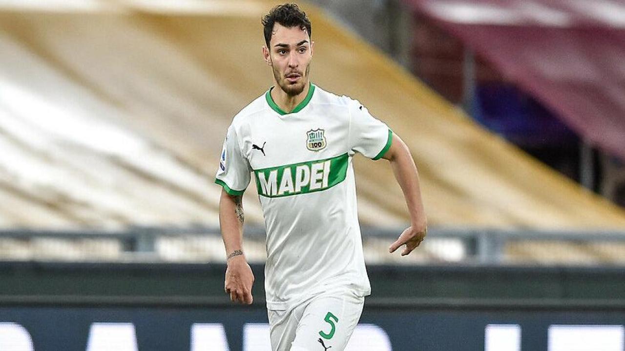 Galatasaray'da Kaan Ayhan transferi askıya alındı