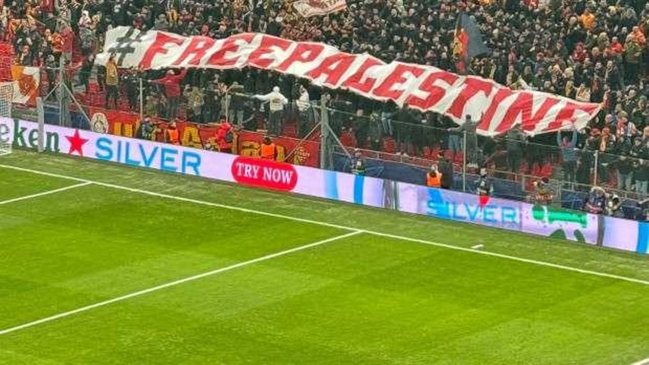 Galatasaraylı taraftarlardan Parken Stadı'nda Filistin'e destek