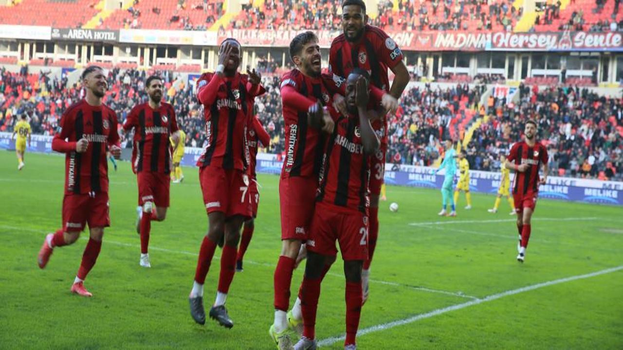Gaziantep FK Eyüpspor'u 3 golle geçti!