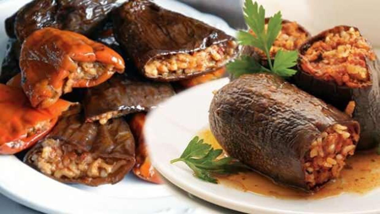 Gaziantep ve Ege mutfağını evinize taşıyın: Parmak yeme garantili! Ekşili kuru dolma nasıl yapılır?