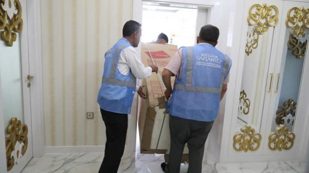 Gaziantep'te yeni çiftlerin ev ihtiyaçları giderilmeye başlandı