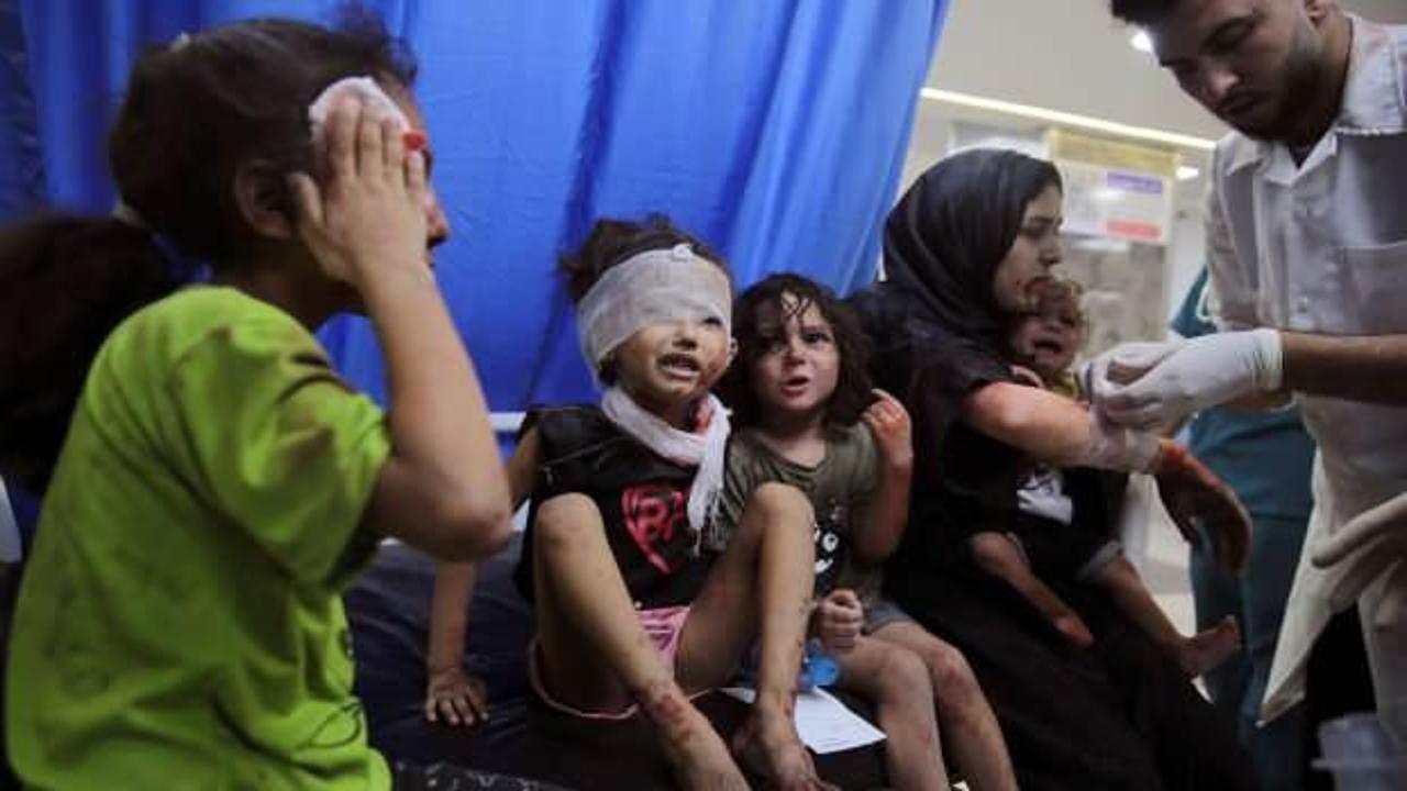 Gazze'de çocuklar için gerekli aşılar tamamen tükendi
