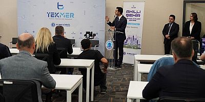 Geleceğin şehirleri için akıllı çözümler Tuzla’da tartışıldı