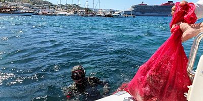 Geleneksel Deniz Dibi Temizliği Başladı