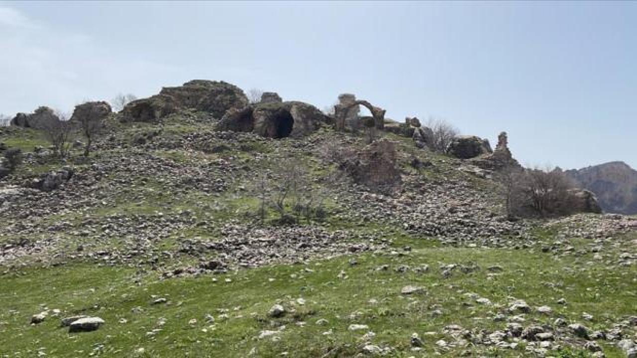 Gerger Kalesi'nin restorasyonu için ilk adım atıldı