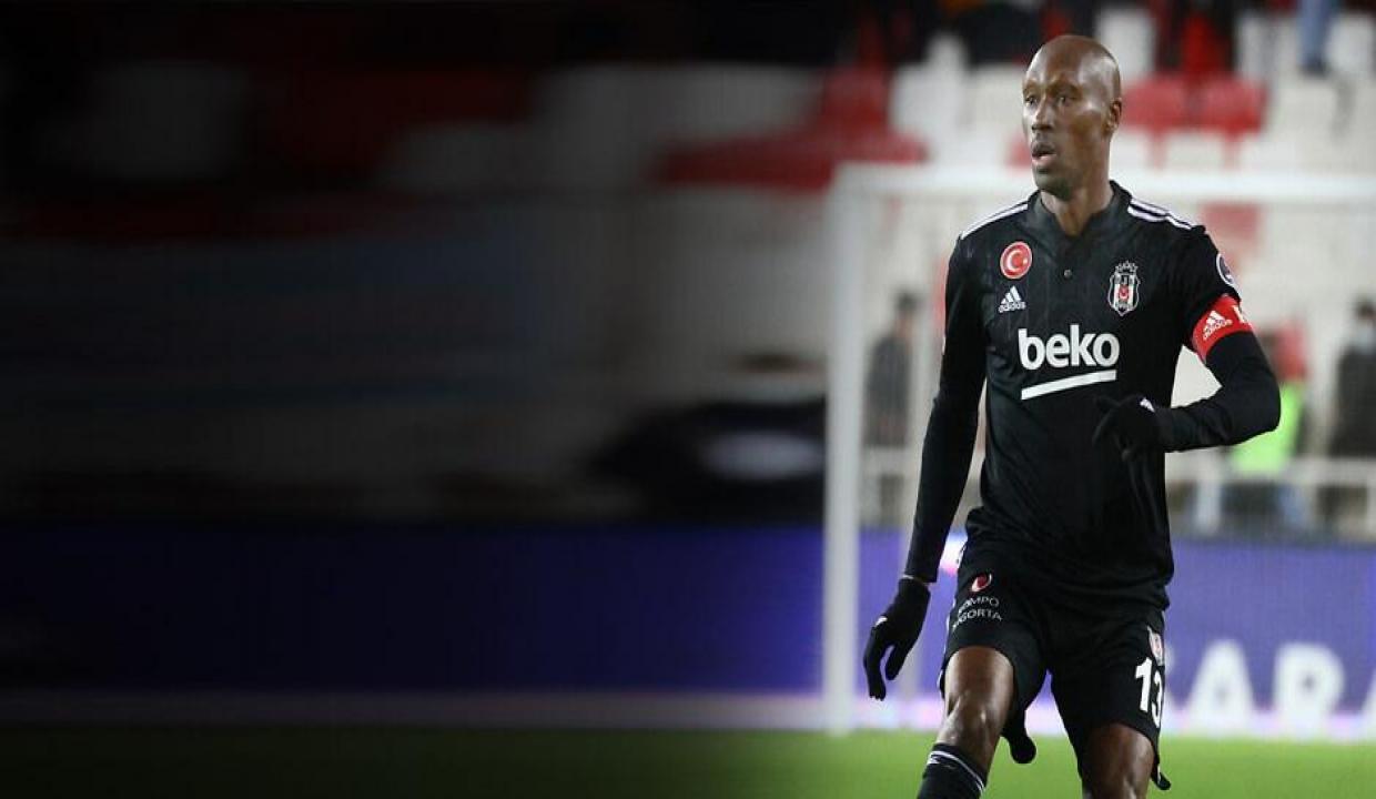 Gidecek mi, kalacak mı! Atiba Hutchinson resmen açıkladı