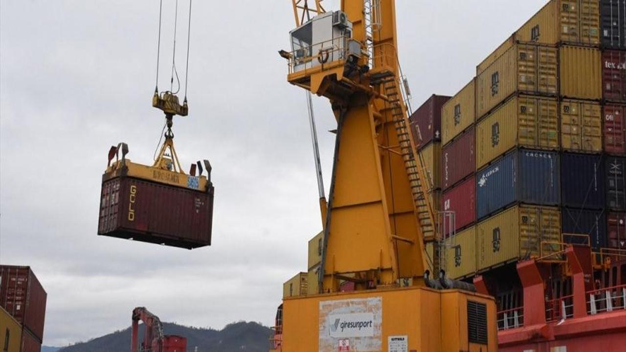 Giresun Limanı'ndan konteyner taşımacılığı hamlesi