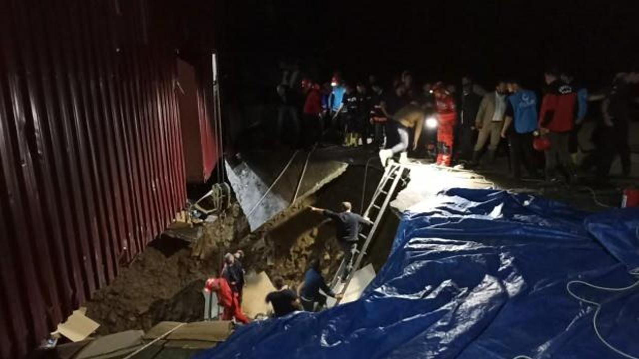 Giresun'da zemini çöken fabrikada göçük altında kalan 3 işçiden 2'si kurtarıldı