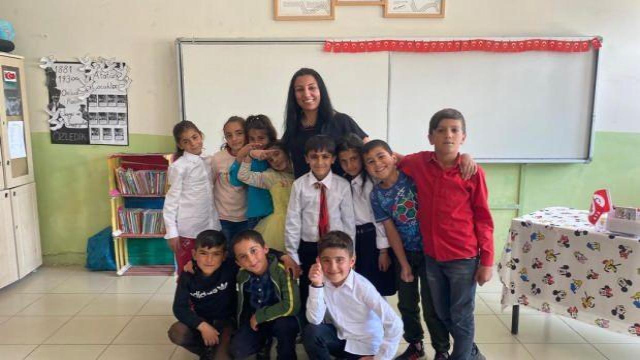 Gönül öğretmenden alkışlanacak hizmet... Proje tüm ülkeye yayıldı