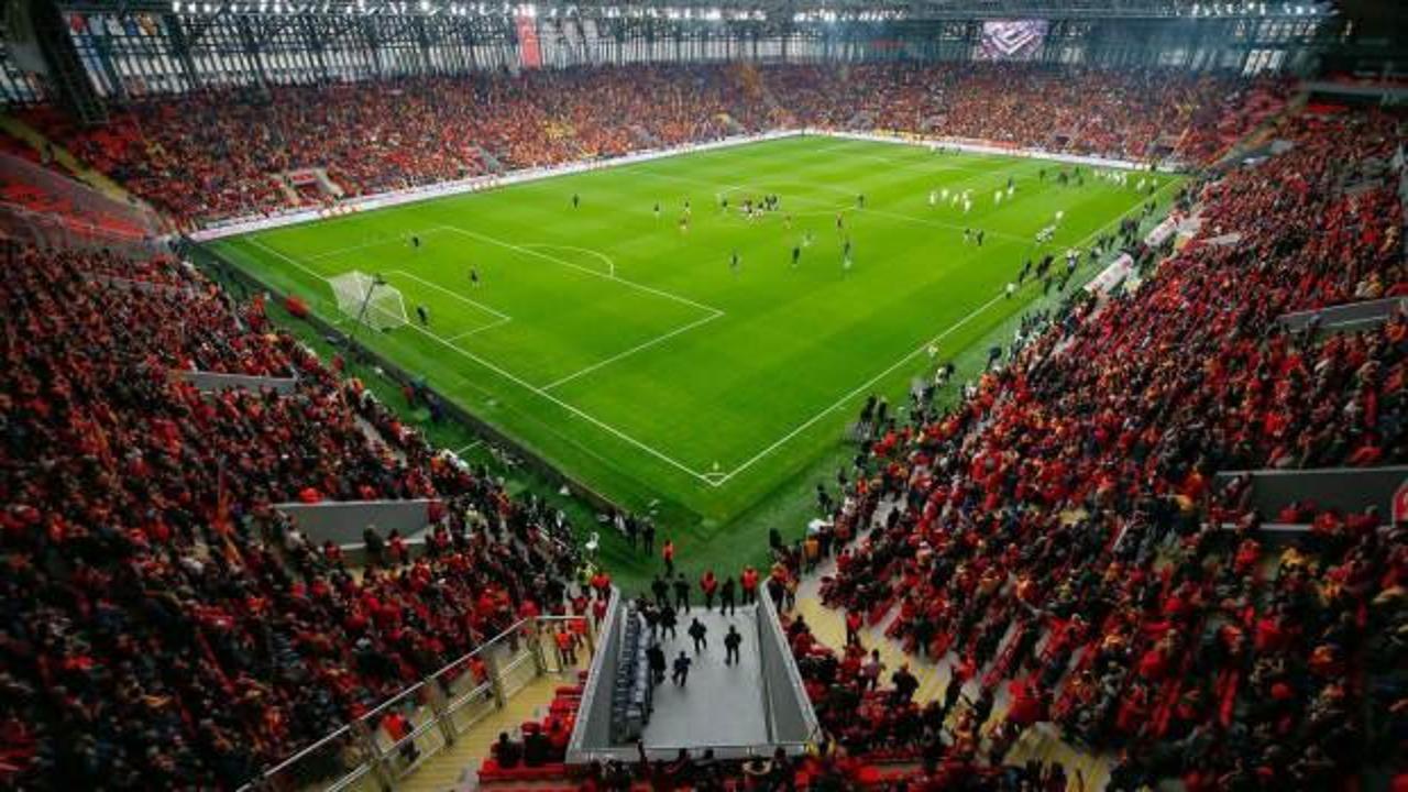 Göztepe İzmir'de Fenerbahçe'yi zorluyor