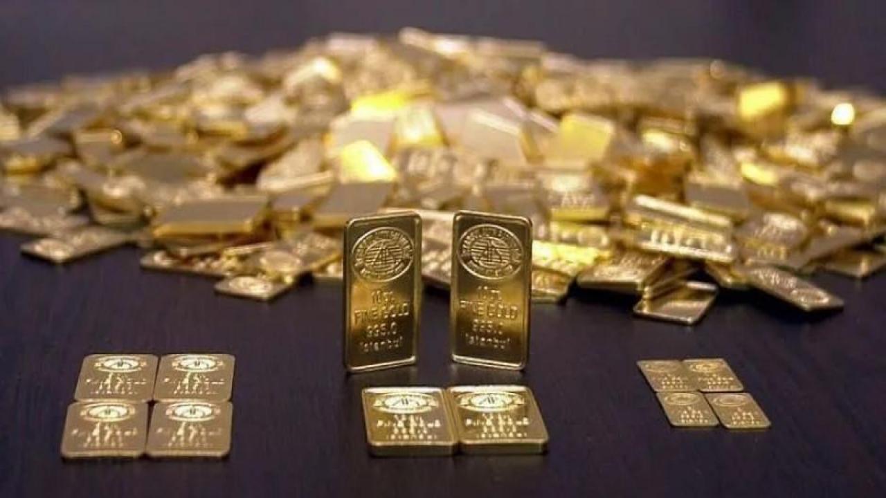 Gram altın güne bir garip başladı
