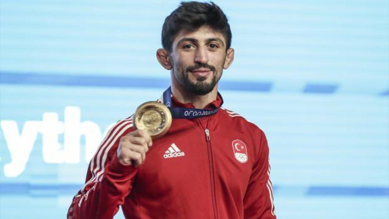 Grekoromen güreşçiler, Sırbistan'dan 7 madalyayla dönüyor