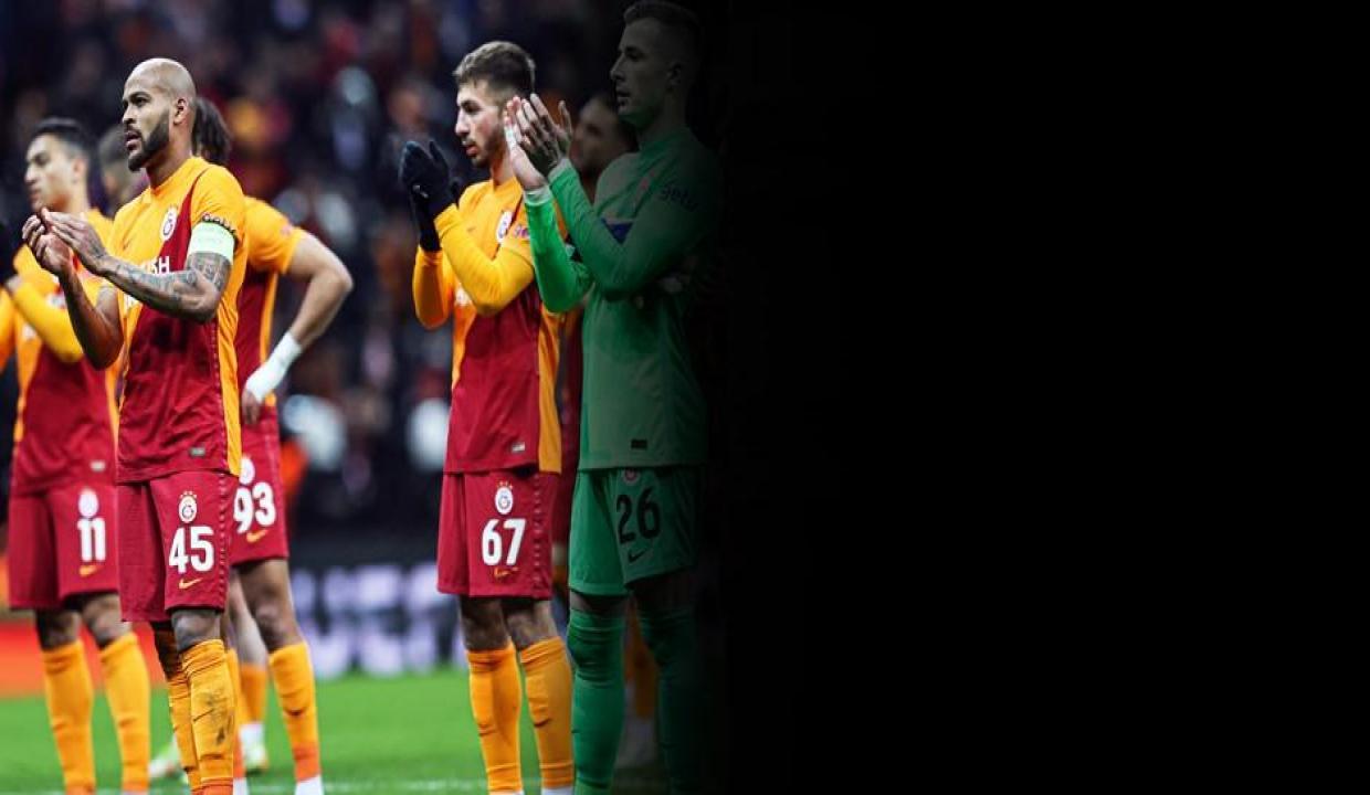G.Saray Avrupa'da manşetleri süsledi: Barça acı çekti