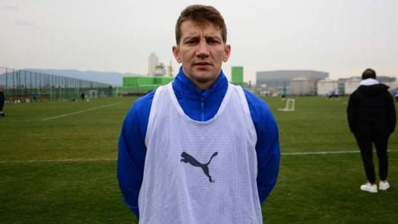 G.Saray ve Trabzonspor'un eski oyuncusu futbolu bıraktı