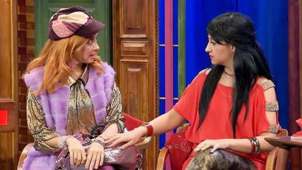 Güldür Güldür Show'da tüm ezberleri bozan veda! Ayrıldığını seyirciye böyle duyurdu