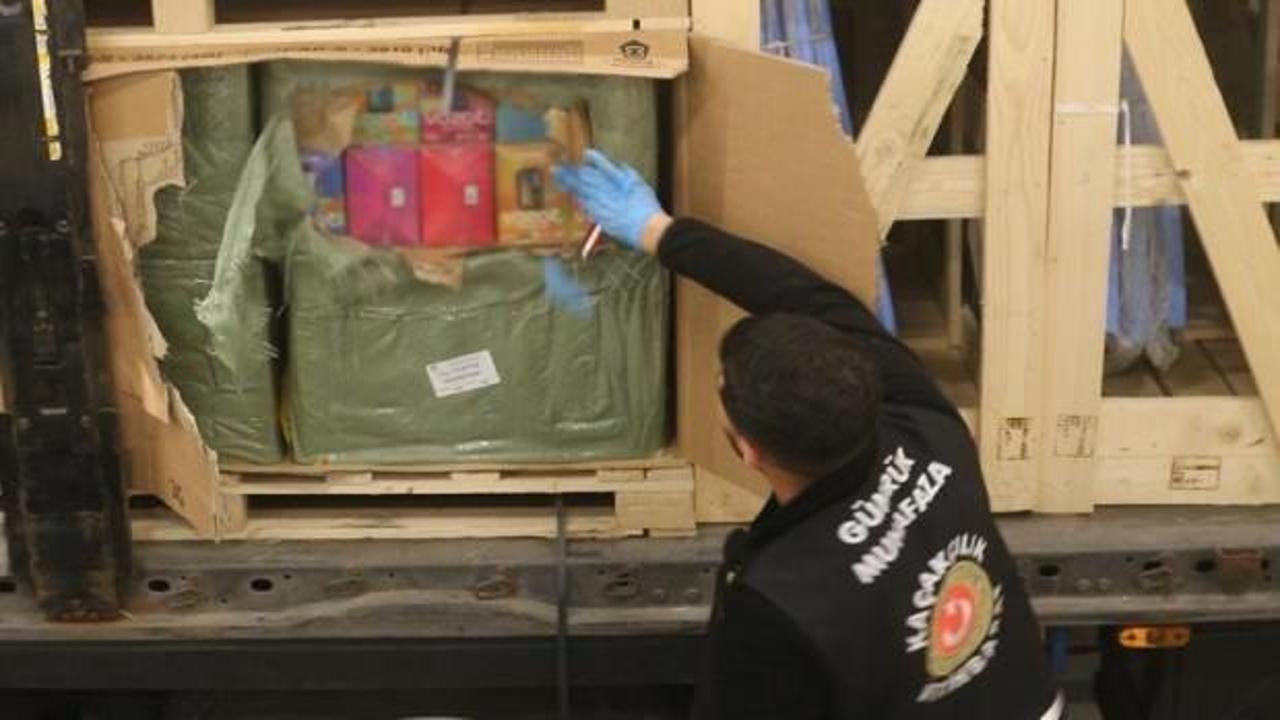 Gümrük Muhafaza ekipleri düzenledikleri operasyonlarla kaçakçılara göz açtırmadı