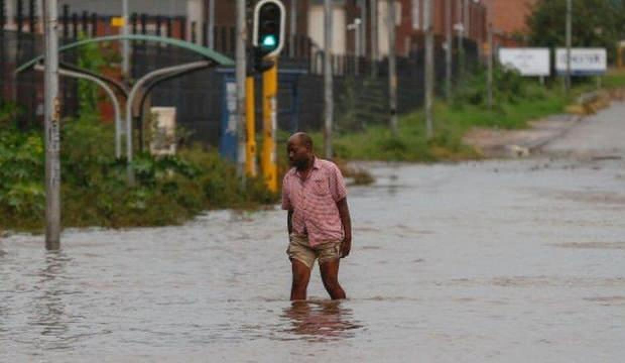 Güney Afrika'daki sel felaketinde ölenlerin sayısı 306'ya yükseldi