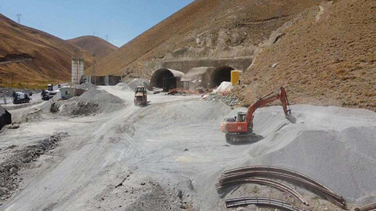 Güzeldere Tüneli'nde sona doğru! Van-Hakkari arası 95 dakikaya düşecek