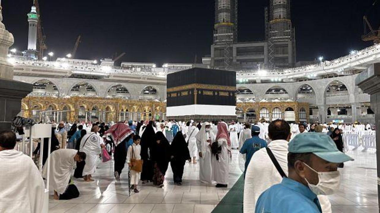 Hacılar Kabe'ye veda ediyor