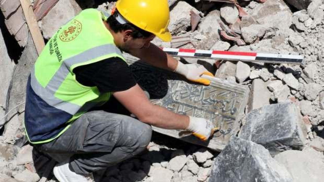 Hatay'da enkazdan kurtarılan eser sayısı 542'ye yükseldi