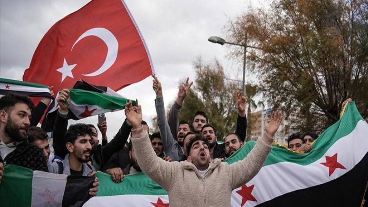 Hedef 10 milyar dolar: Suriye hükümeti ile çalışmalar başladı