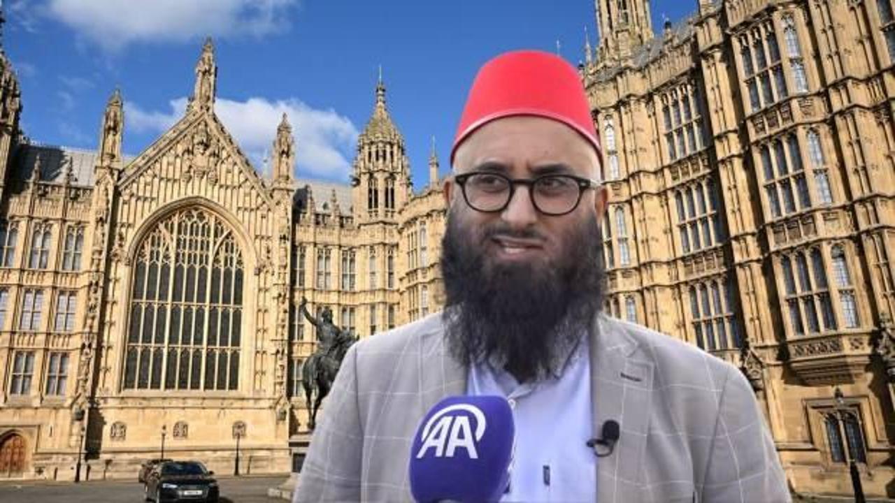 Hindu adam bir Türk vesilesiyle Müslüman oldu: Londra'da Osmanlı'yı anlatıyor