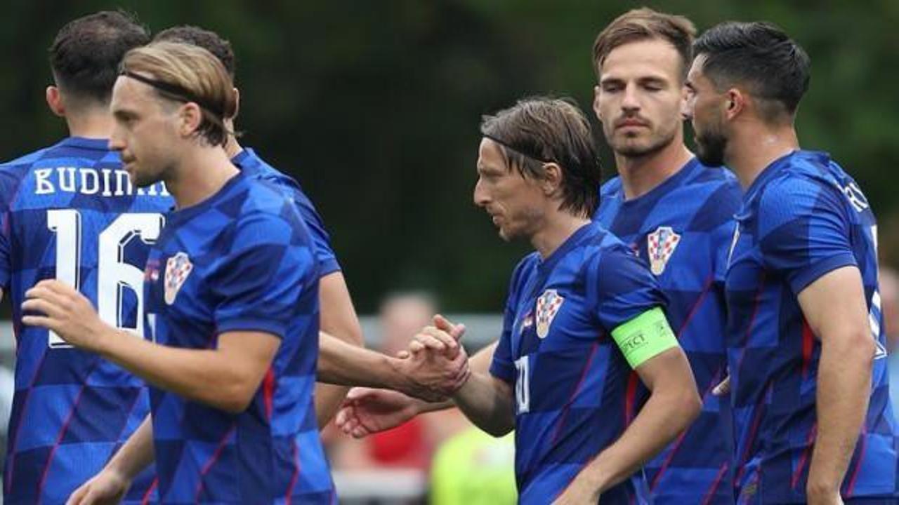 Hırvatlar Portekiz'i 2 golle devirdi