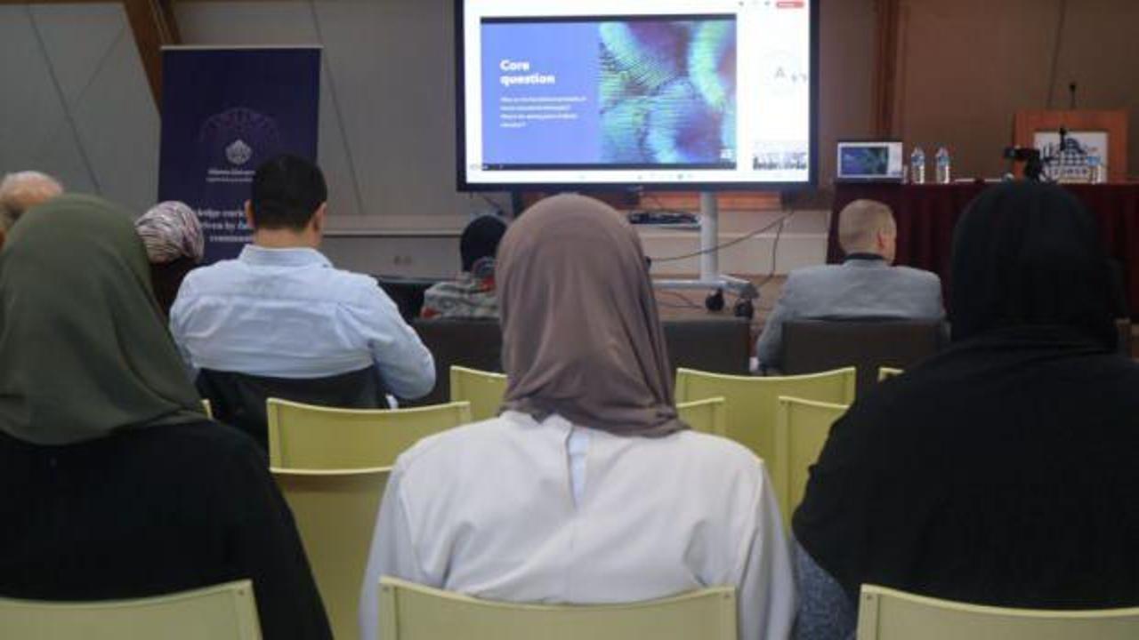 Hollanda'da Uluslararası sempozyum gerçekleştirildi