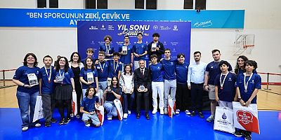  İBB’den Mezun Gençlere Yıl Sonu Şenliği: “Bu Ülkeye Umut Sizsiniz”