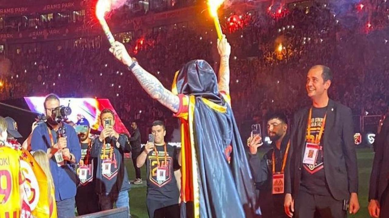 Icardi'den Dzeko'ya 'Beni sev' göndermesi