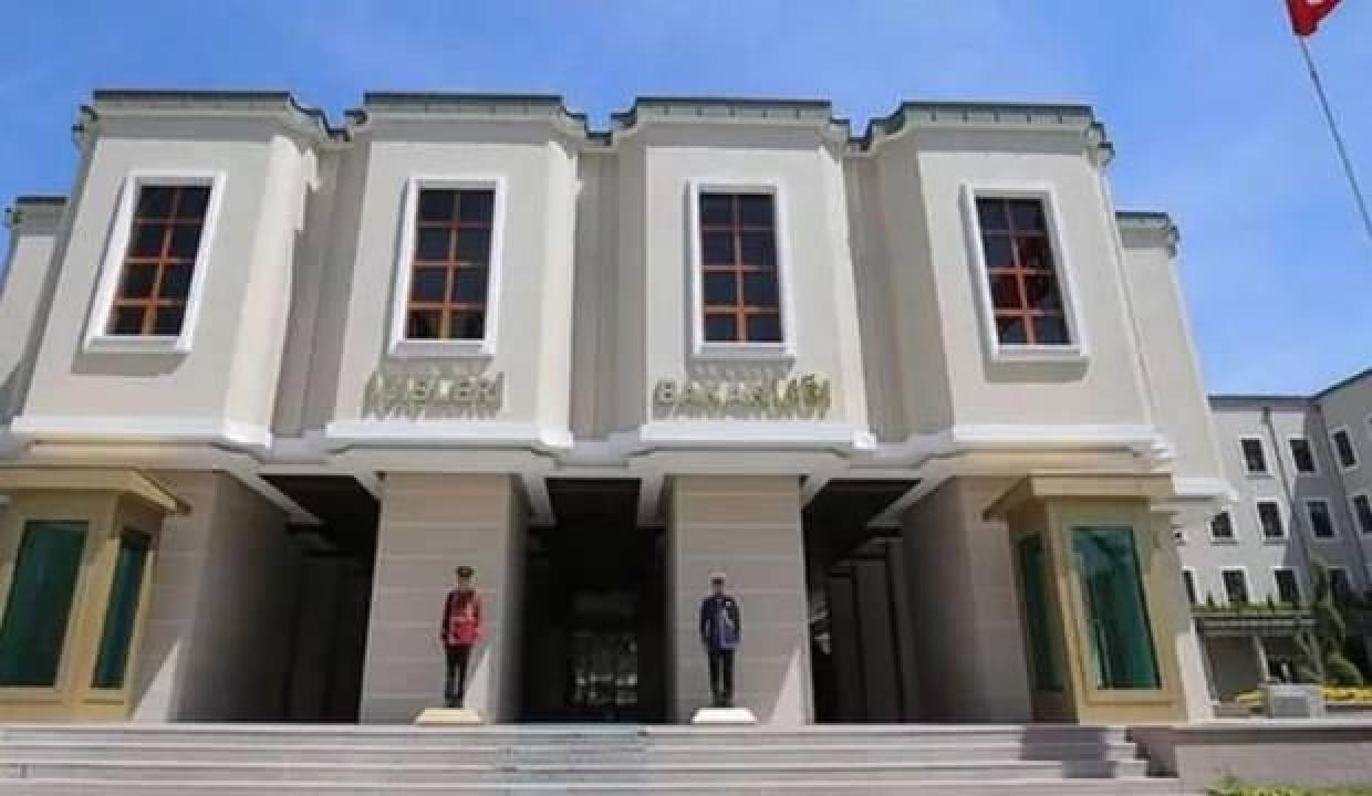 İçişleri Bakanlığı'ndan 'yabancılara vatandaşlık veriliyor' iddialarına yalanlama