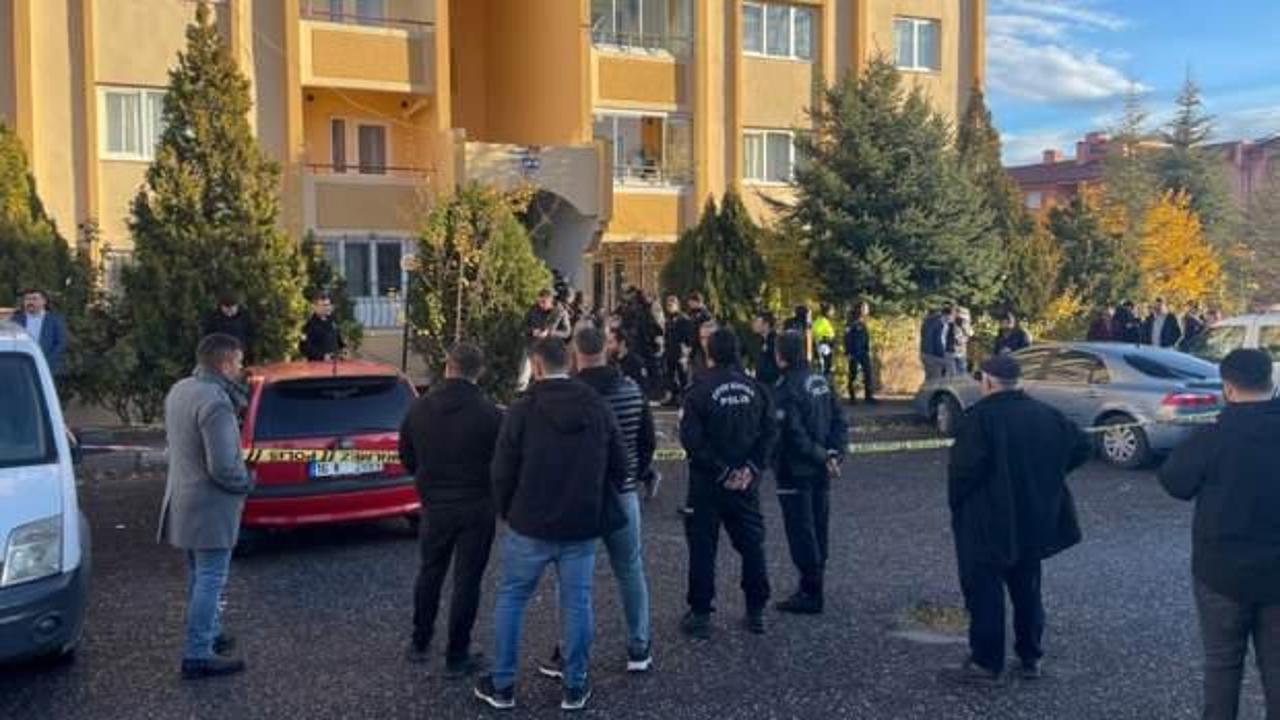İki sevgili apartman dairesinde ölü bulundu