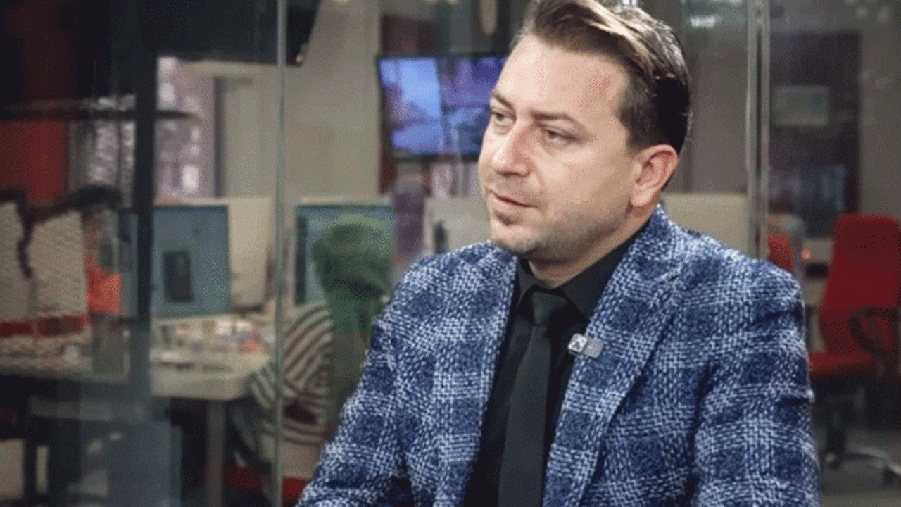 İlhan Arık'ın başına akıl almaz olay geldi! Sana son model telefon göndereceğiz deyip...