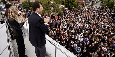 İmamoğlu Rize’de miting yaptı: İttifak masasının en güçlü neferiyim