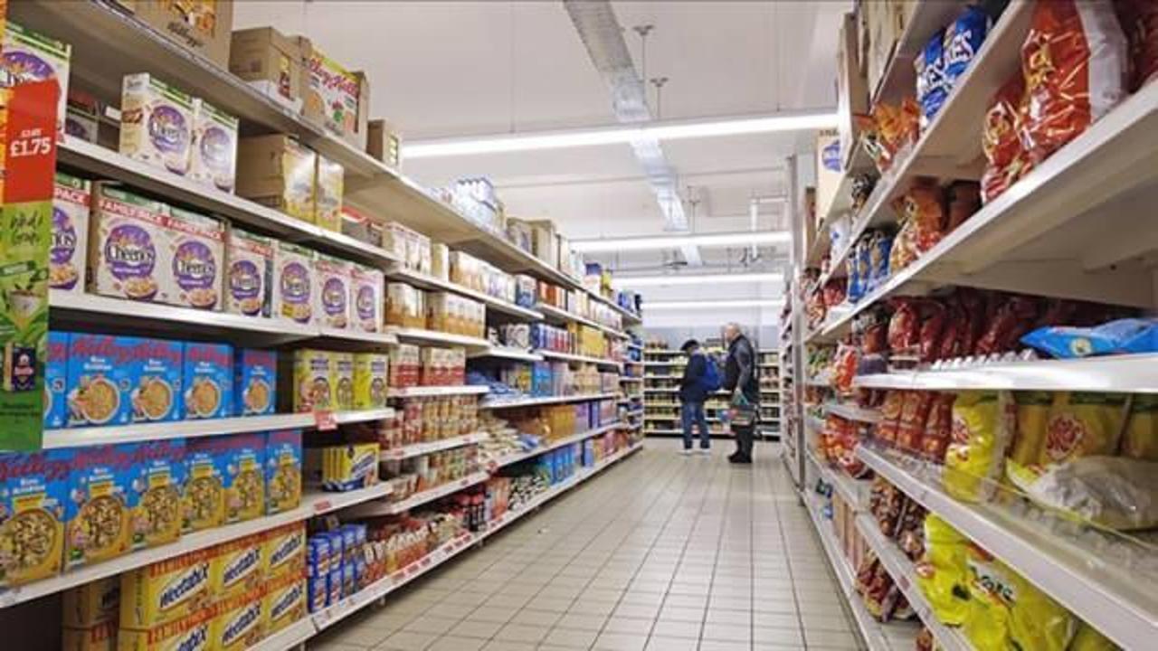 İngiltere'de 5,7 milyon aile yeterli gıda alışverişi yapamıyor