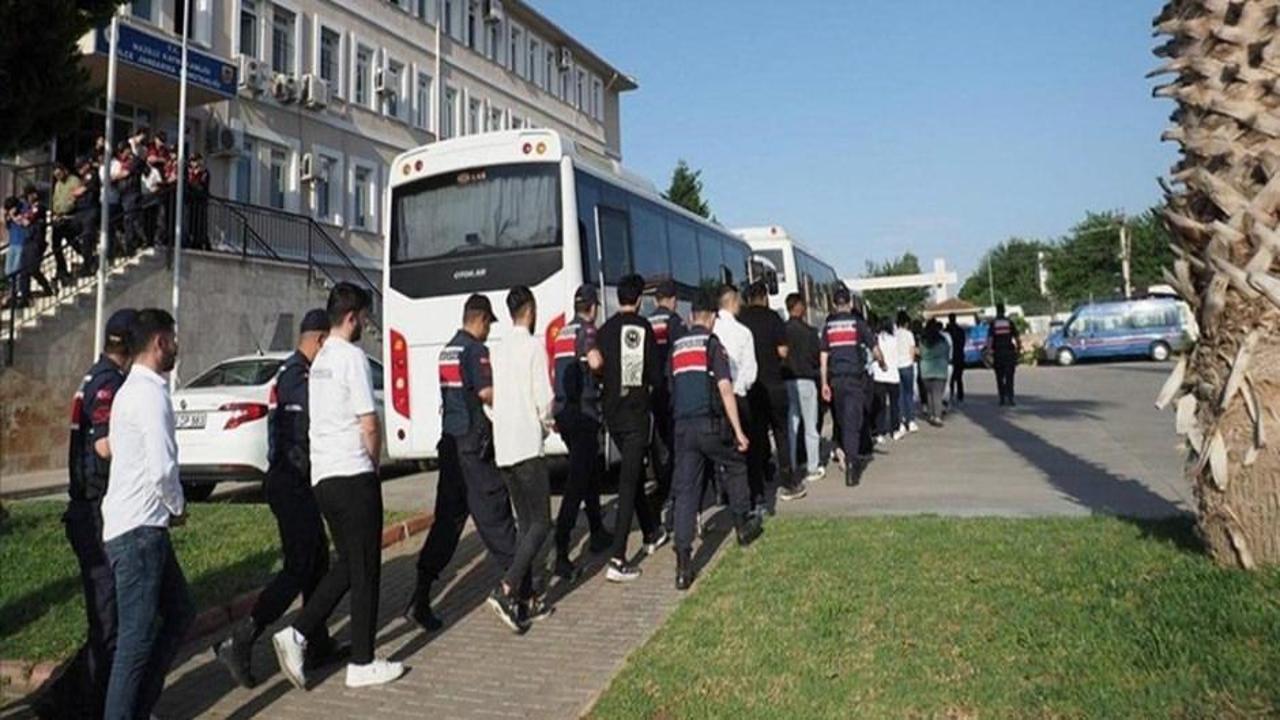 İnternetten alışveriş yapanlar dikkat: 17 ilde 1 milyar liralık büyük vurgun yapıldı!