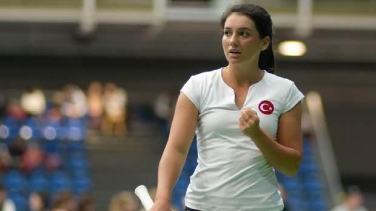 İpek Soylu, kariyerini sonlandırdığını açıkladı