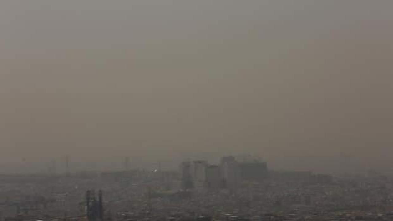İran’da hava kirliliği: Yüz yüze eğitime ara verildi