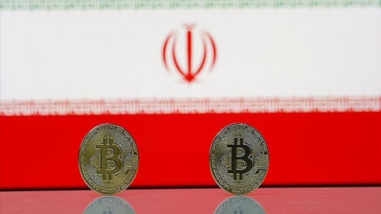 İran'da şüpheli döviz ve kripto para işlemleri