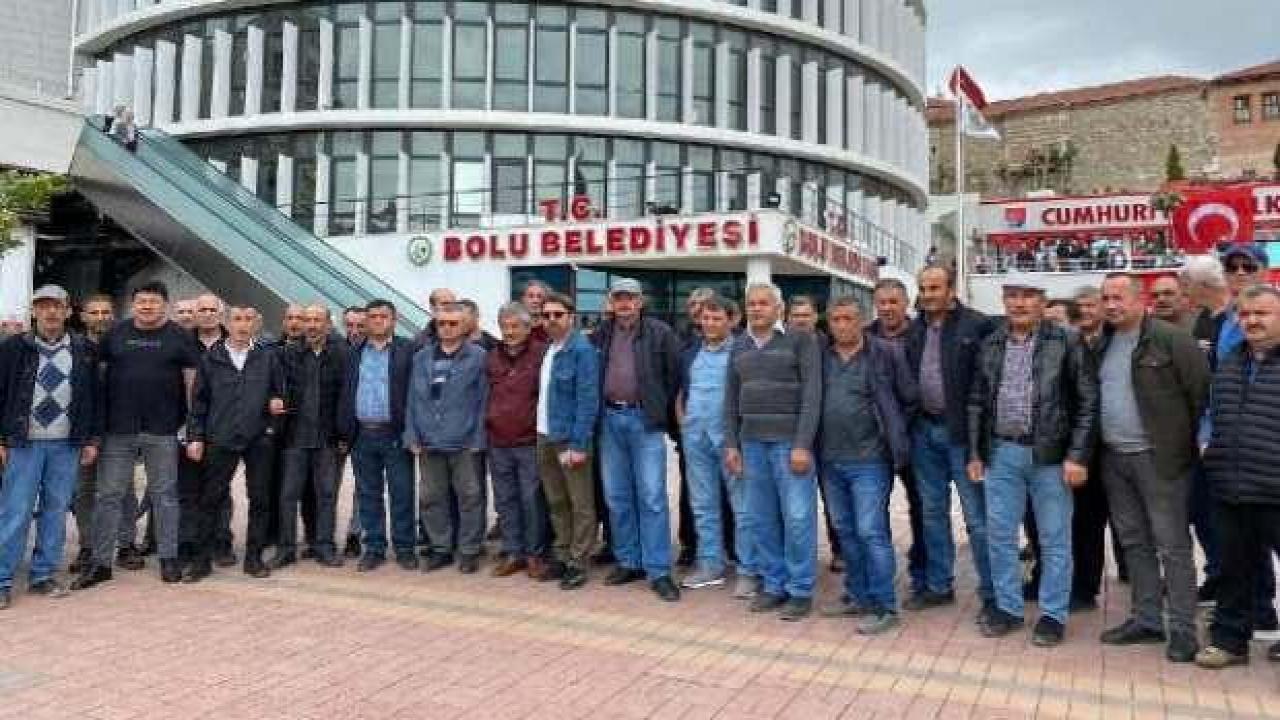 İşçiler isyan etti! Bolu Belediyesi önünde eylem