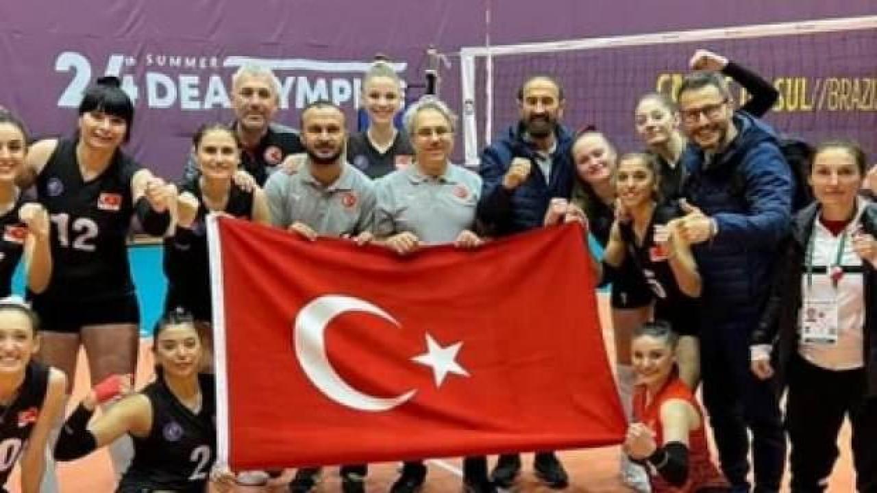 İşitme Engelli Kadın Voleybol Milli Takımı olimpiyat şampiyonu!