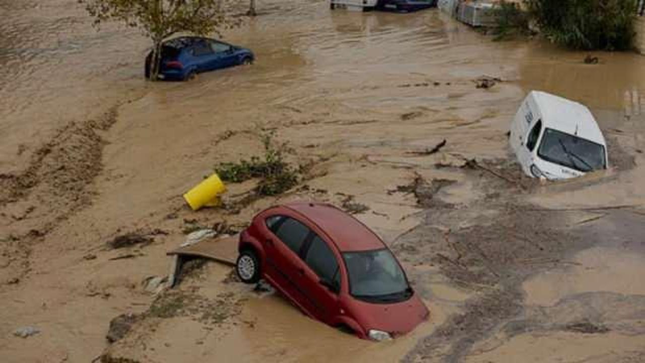 İspanya'da fırtına ve sel felaketi: 4 kişi kayboldu